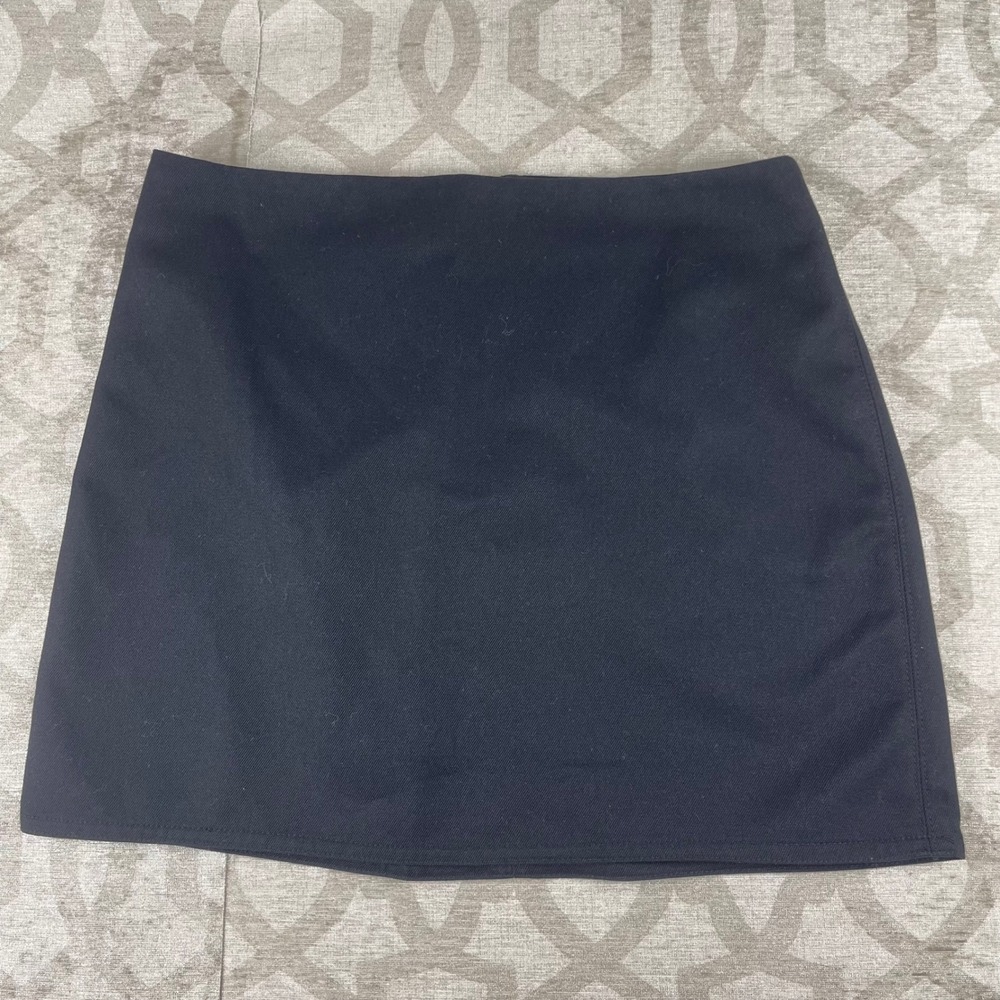 H&M Mini Skirt Womens 6 Black New A-Line Viscose Blend Zip Back Career Casual